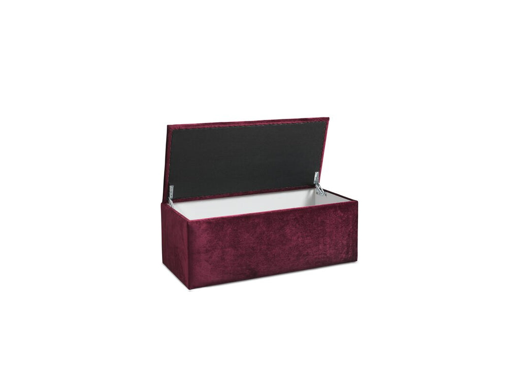 LA SCALA BED WITH OTTOMAN L107
