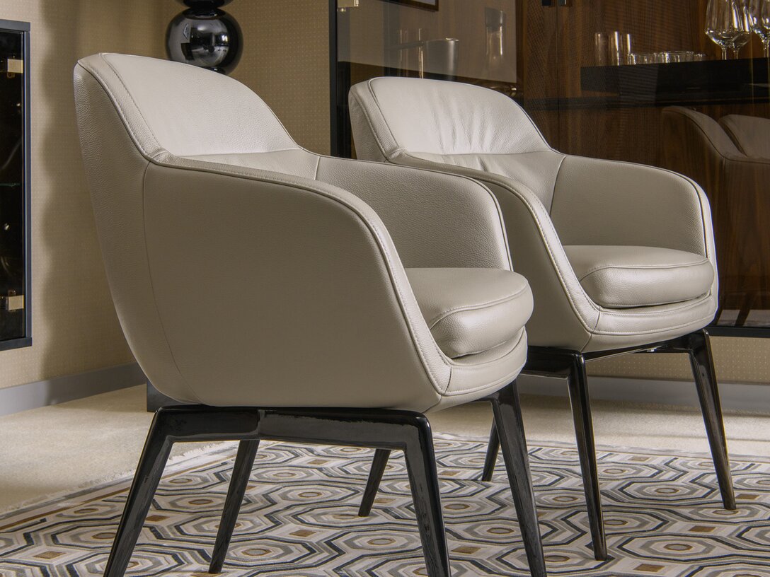 CHAIR WITH ARMRESTS SEMPRE