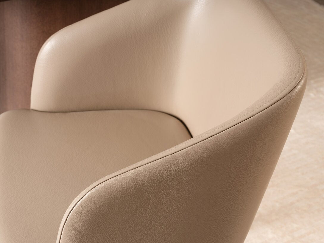 KENDO CAHIR WITH ARMRESTES